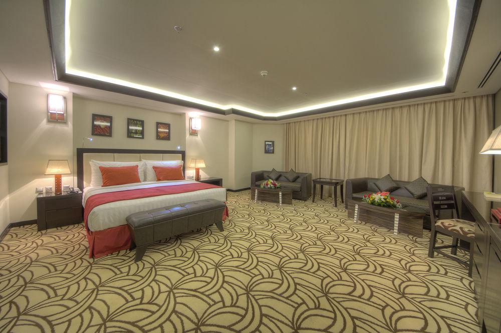 Raintree Rolla Hotel Dubai Exteriör bild